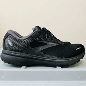 Sz 11 Men Brooks Ghost 14 Athletic Running Shoes Sneakers Triple Black